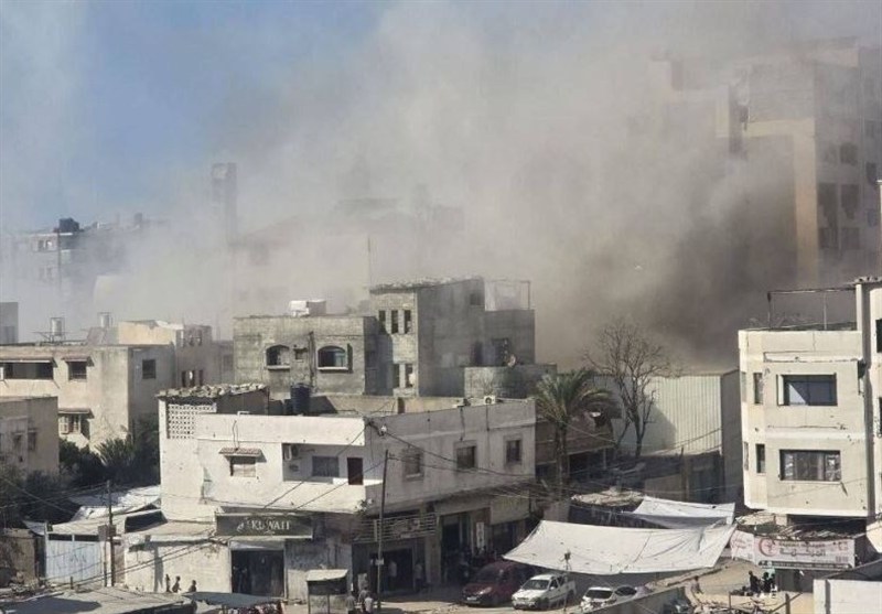 پرتاب بمب بر سر یک خانواده فلسطینی در غزه و شهادت 5 نفر