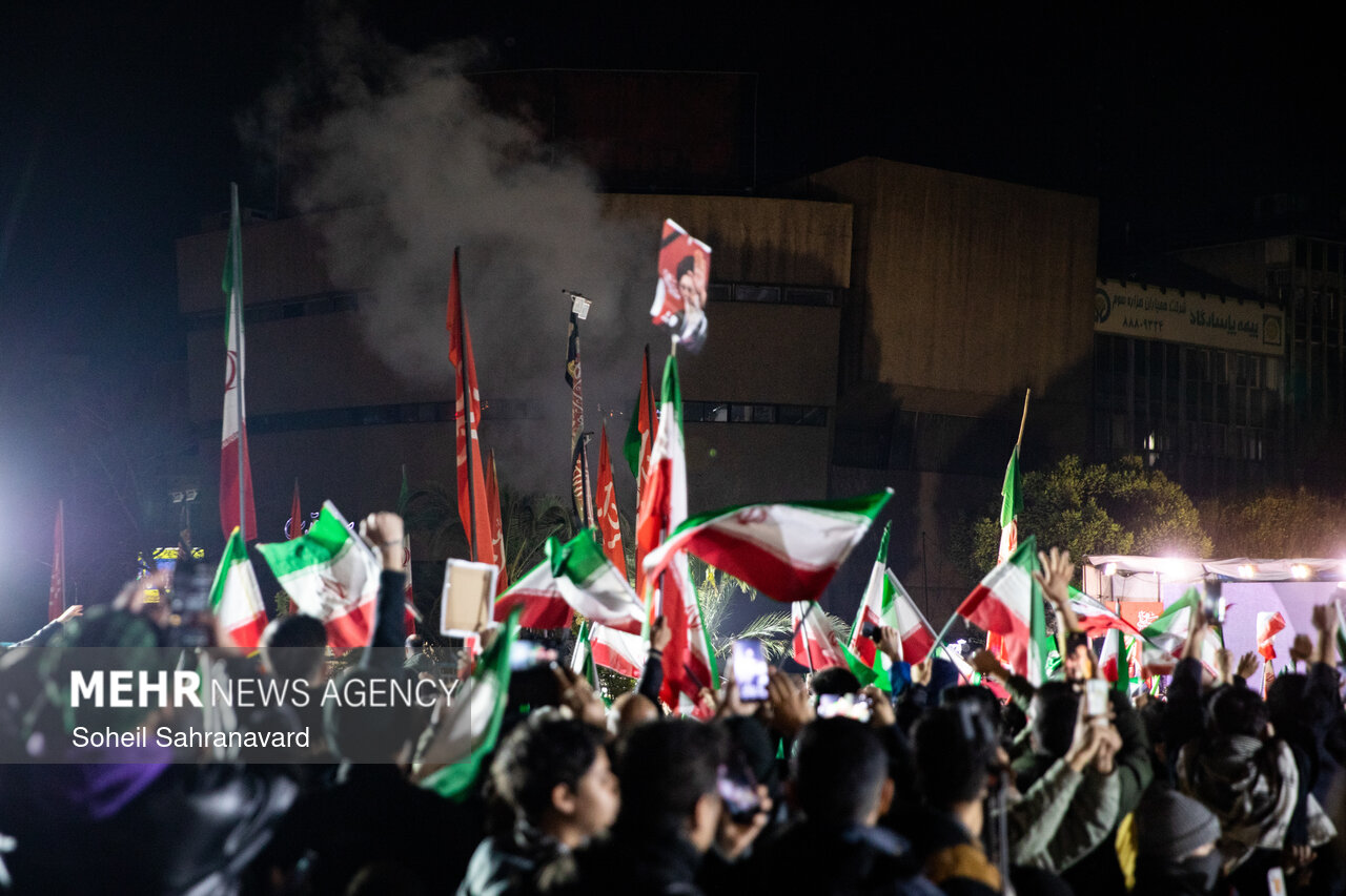 راهپیمایی بیعت با رهبری در آمل