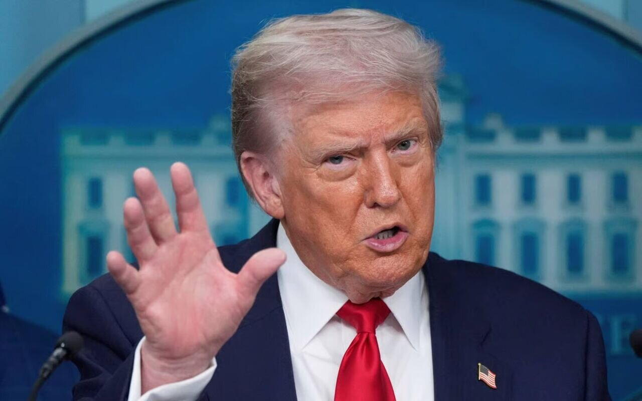 ترامپ: زلنسکی باید به سمت صلح حرکت کند