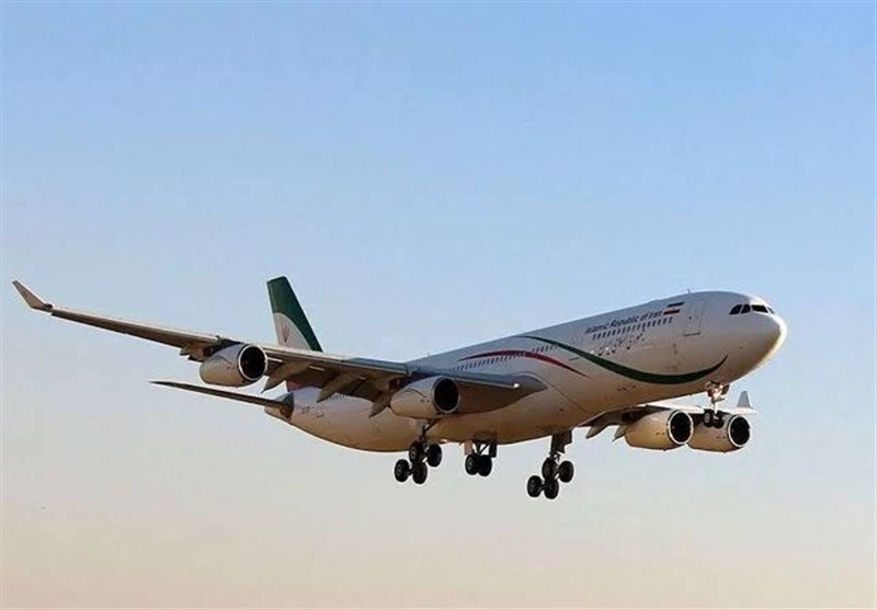 ببینید| ورود هواپیمای حامل پیکر رهبر شهید به مشهد