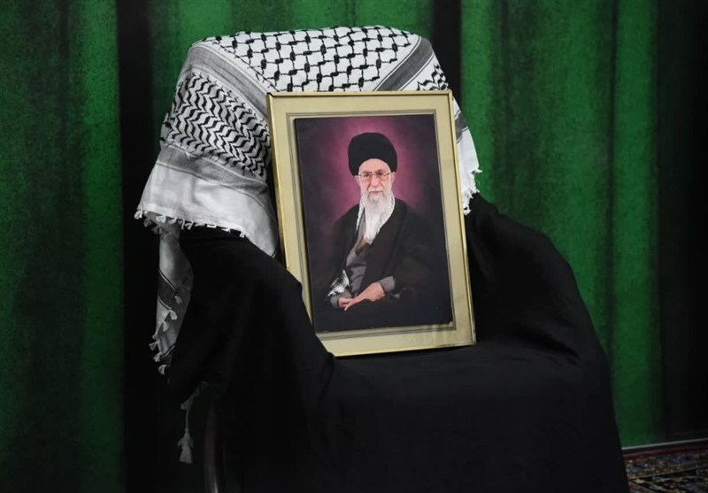 فضاسازی شهر اهواز برای ایام سوگواری شهادت امام خامنه‌ای