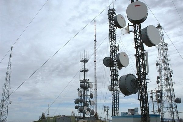 ارتباطات در مناطق عشایری دشتستان تقویت شود