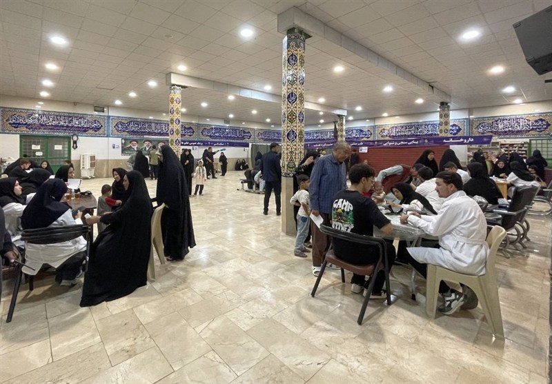 اردوی جهادی پزشکان افغانستانی همزمان با تشییع امام شهید در مشهد