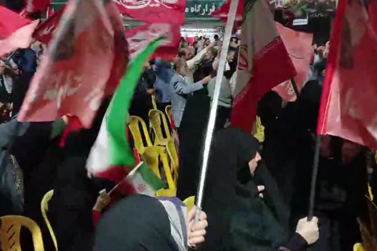 طنین ندای «الله‌اکبر» در دویست‌وسی‌ودومین شب حضور مردم چالوس