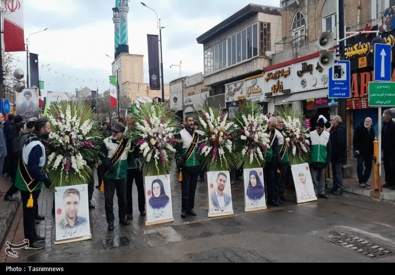 تشییع باشکوه پنج شهید حمله تروریستی در زنجان