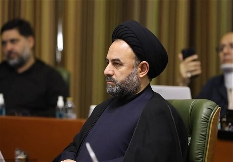 شهرداری تهران نیروی بیشتری برای نظافت کربلا اعزام می‌کند