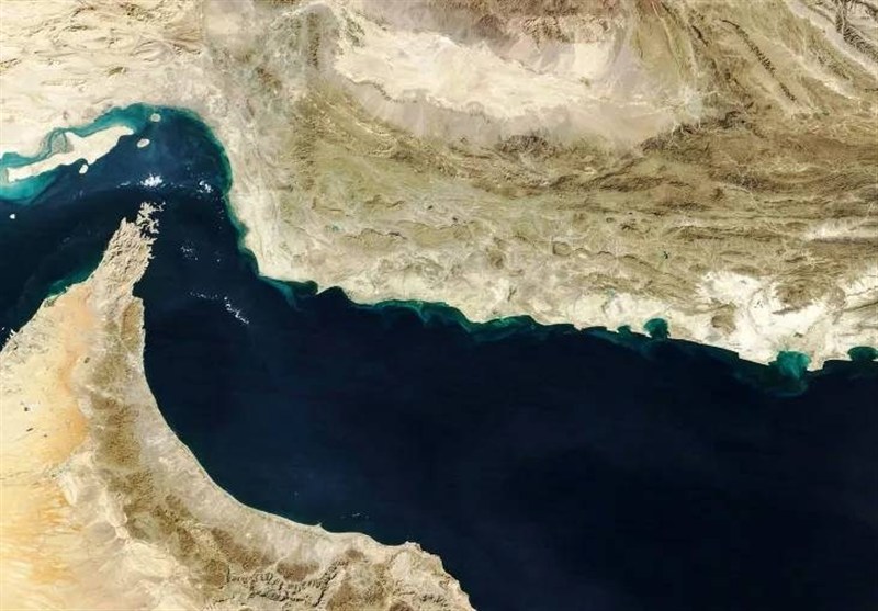 قرارگاه مرکزی خاتم‌الانبیا: وضع تنگه‌ هرمز، به قبل باز نمی‌گردد‌