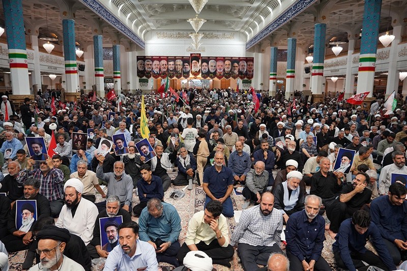 مراسم بزرگداشت چهلم امام شهید امت در قم برگزار شد+ تصاویر