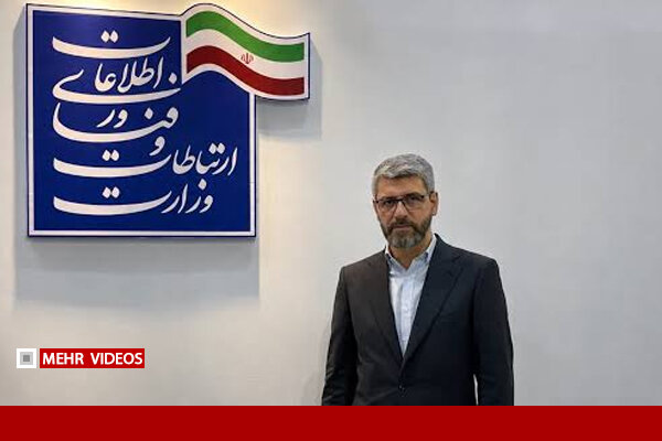 فتاحی: تعامل با اپراتورها در کنار صیانت از حقوق مردم