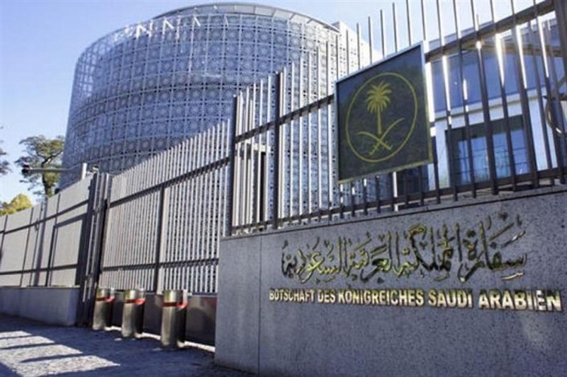 سفارت عربستان در کویت برای بازگشت شهروندان خود اتوبوس تدارک دید