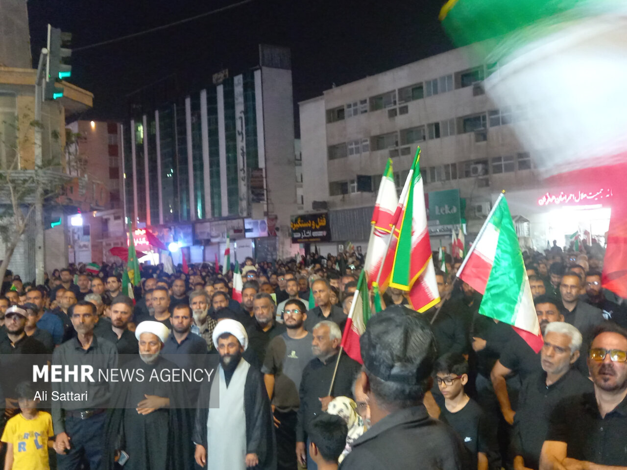 اجتماع مردم بندرعباس به خون‌خواهی رهبر شهید انقلاب