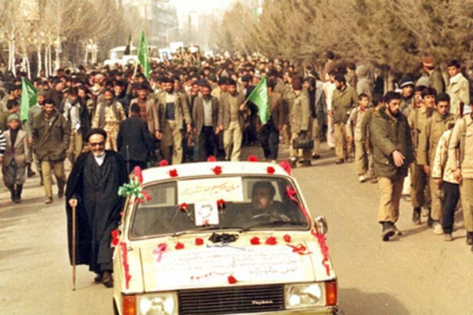 قرار بود یک عمر کنار هم باشند، اما جنگ مهلتشان نداد