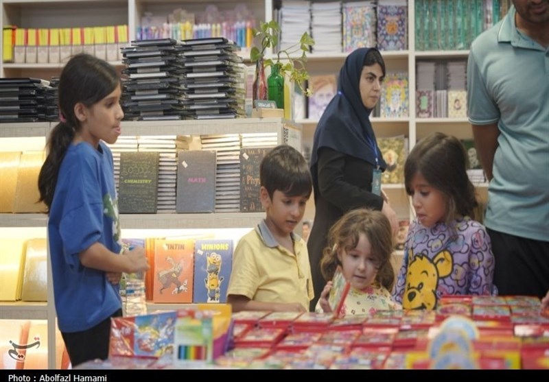 دلهره‌های شهریوری؛ روایتِ دست‌های خالی در بازار نوشت‌افزار