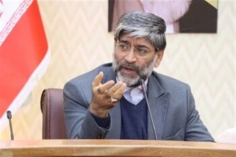 عتباتی: از حقوق قانونی پرستاران حمایت می‌کنیم