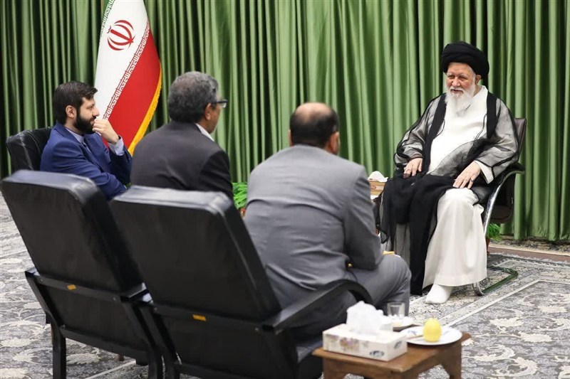 هم‌افزایی اساتید و دانشجویان، زمینه‌ساز توسعه فعالیت‌های دانشگاهی