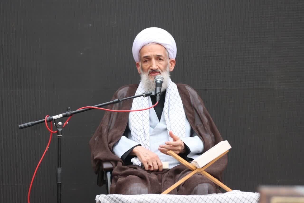 آیت‌الله محمدی‌لائینی: دشمن در شکستن تاب‌آوری ملت ایران ناکام ماند