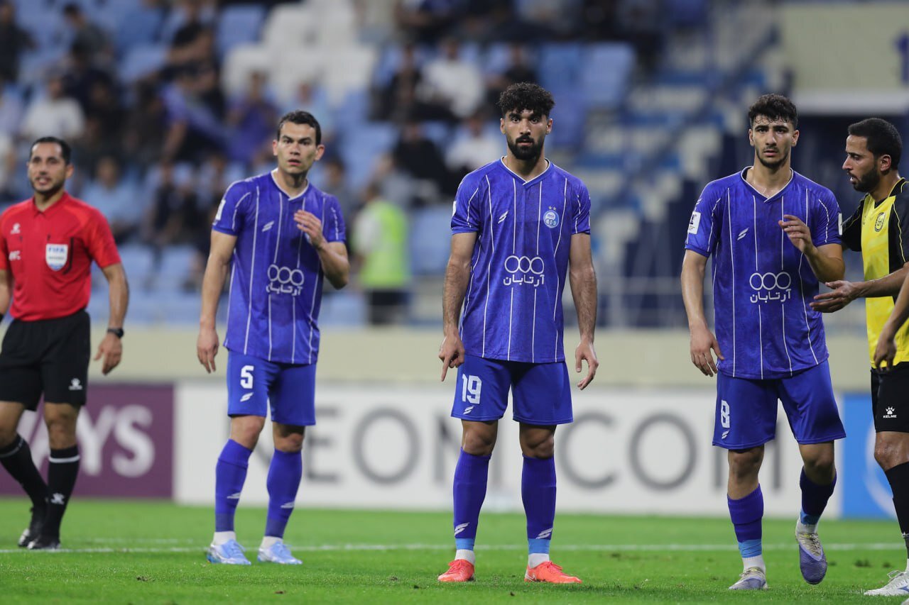 برخی بازیکنان در حد نام استقلال نیستند/ الحسین را شکست می دهیم