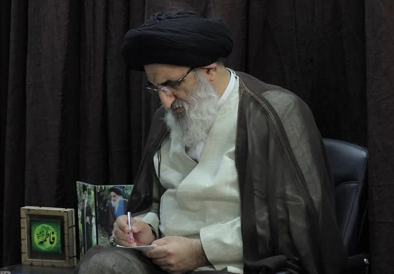 آیت‌الله حسینی‌همدانی: رهبر ‌انقلاب از ‌تدبیر و مدیریت‌ برخوردارند