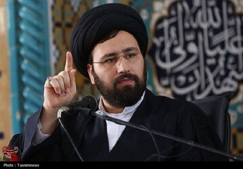 نوه امام خمینی(ره): هر کس پیام دوستی به آمریکا بفرستد دهانش خبیث و نجس است