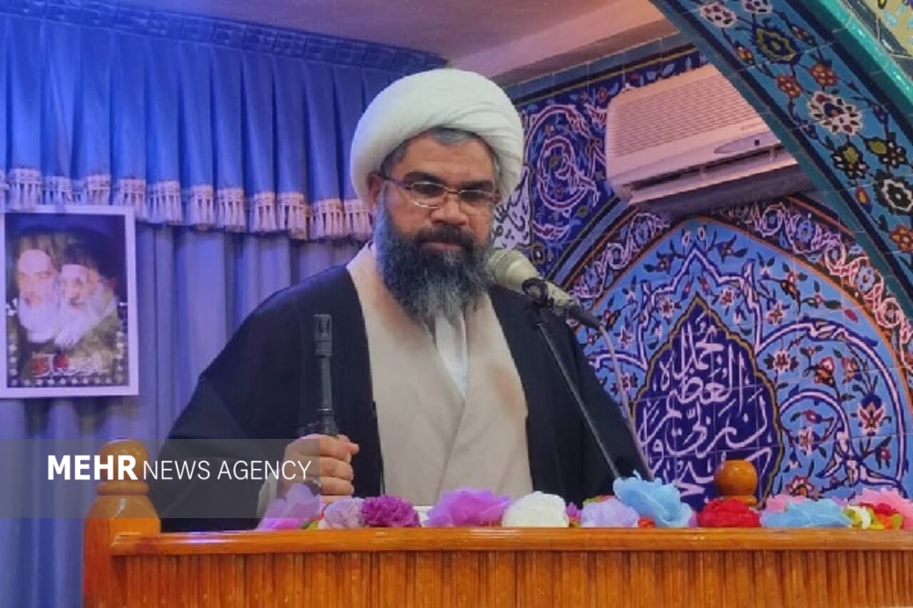 امام جمعه بندرلنگه: ملت ایران با حضور در میدان محاسبات دشمن را برهم زد