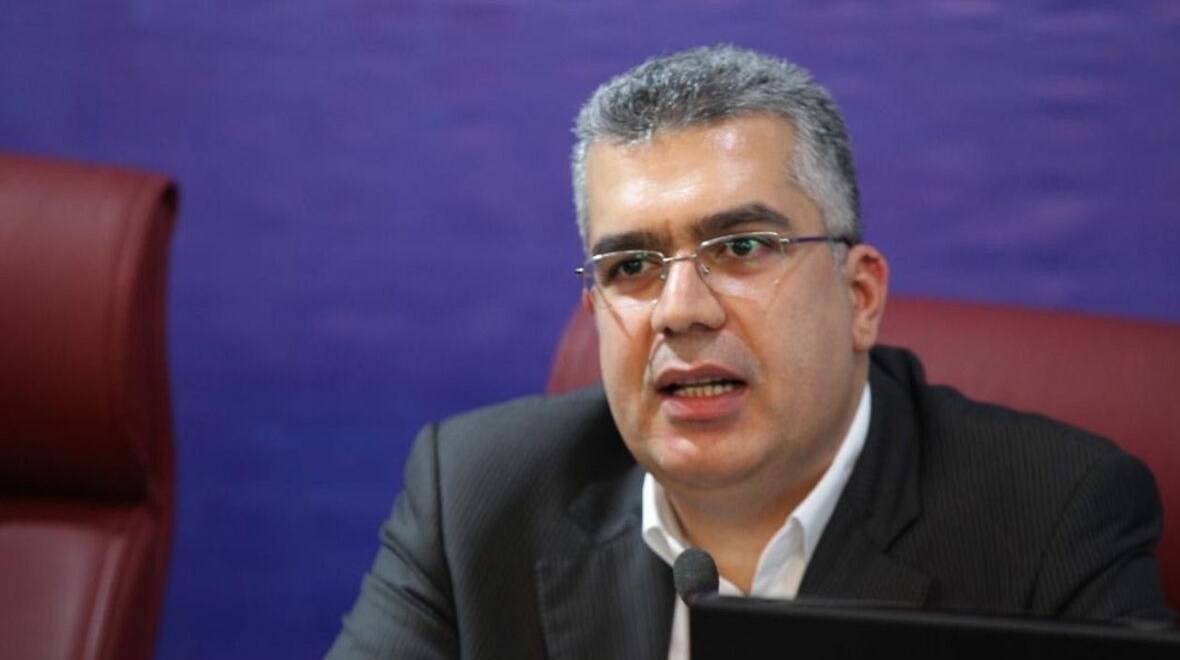 دهنوی: سیاست‌گذار ارزی باید از حوزه تجارت خارج شود