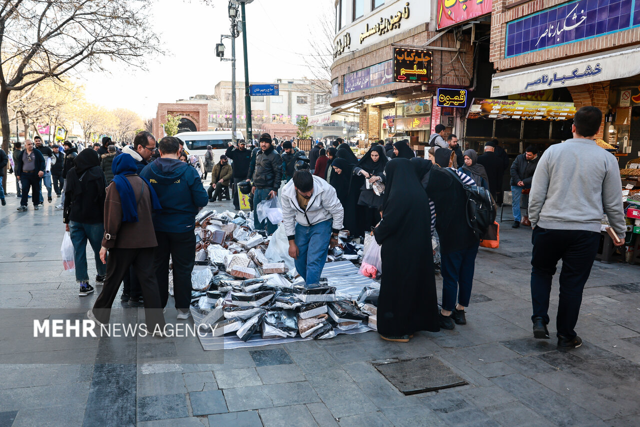 گزارش میدانی از فعالیت‌ بازار تهران؛ همه جا باز است به جز طلا فروش‌ها