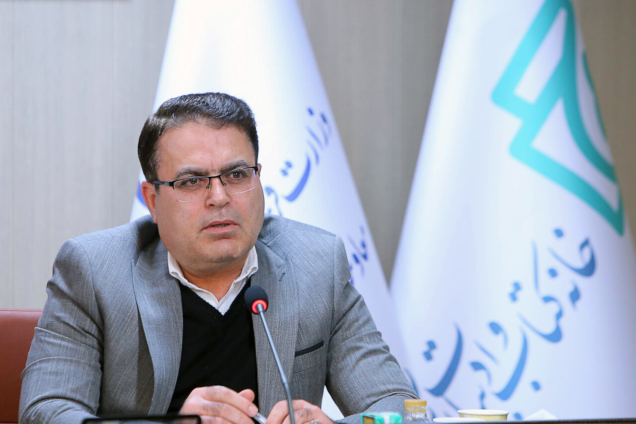 ابراهیم حیدری در پیامی درگذشت سیمین‌دخت وحیدی را تسلیت گفت