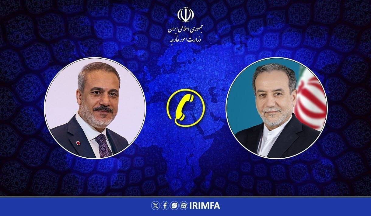 گفتگوی تلفنی وزرای خارجه جمهوری اسلامی ایران و ترکیه 