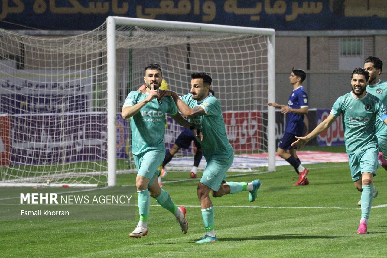 استقلال زیر چرخ پیکان گیر کرد/یک شکست دیگر برای ساپینتو و آبی پوشان