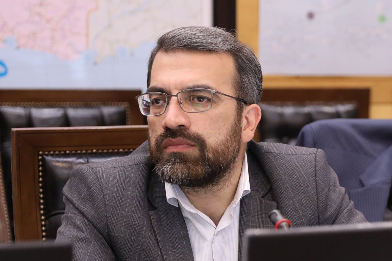 محمودی: مردم را نباید با تقسیم‌بندی‌های سیاسی ابزار قدرت کرد