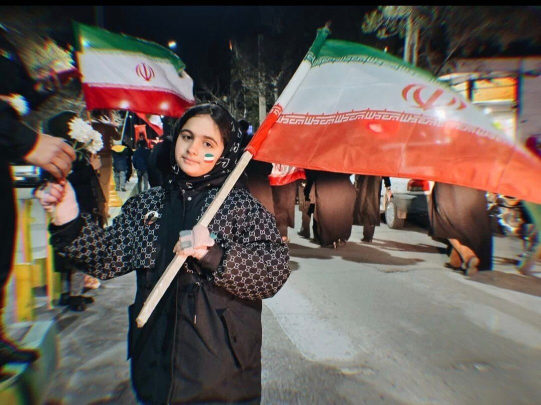 فریاد مرگ بر آمریکای مردم ورامین در موج نود و سوم حماسه خیابان