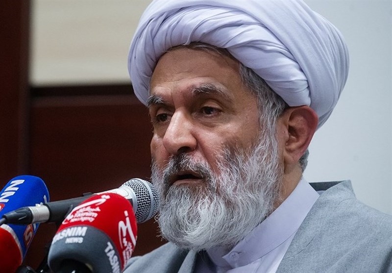 طائب: دشمن برای جبران استیصال خود به غیر نظامیان حمله می‌کند