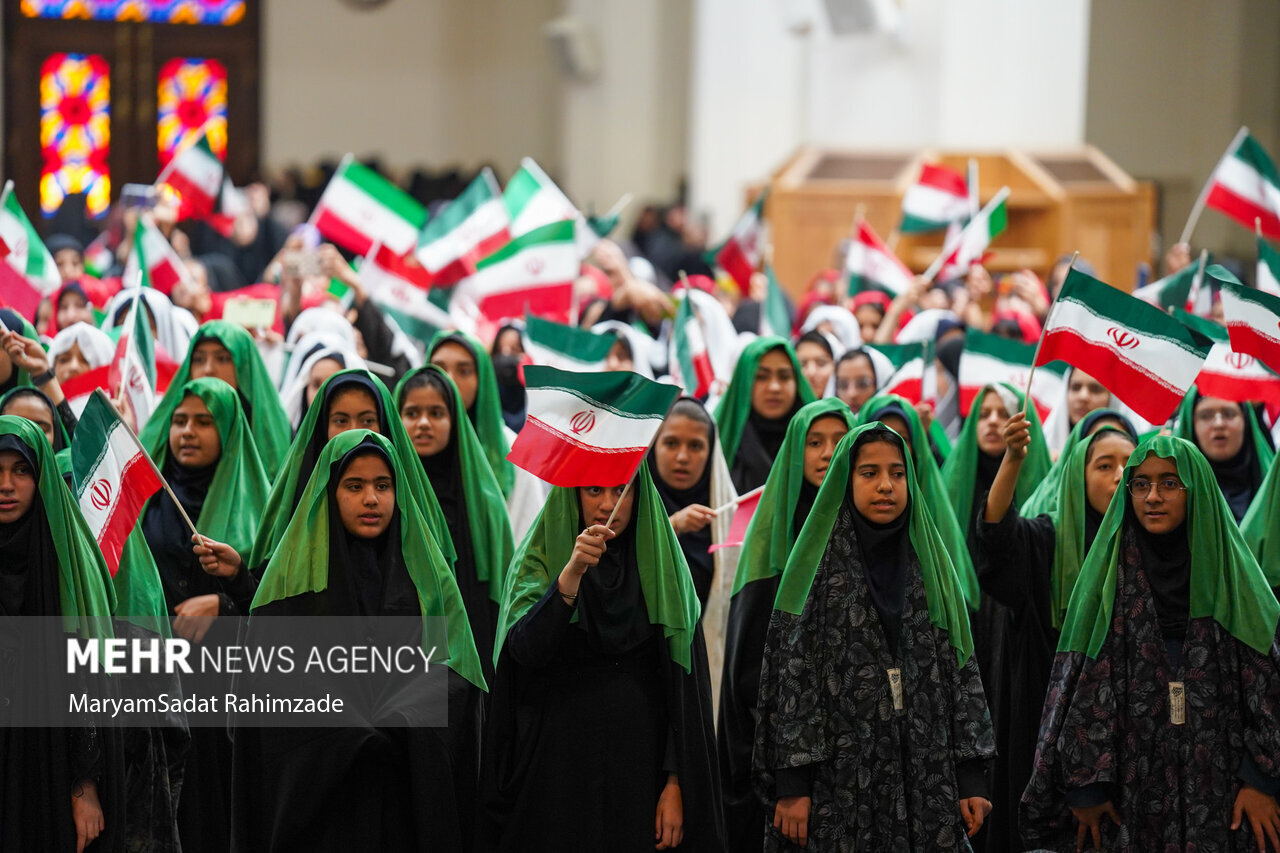 تجمع باشکوه دختران سیستانی در زابل