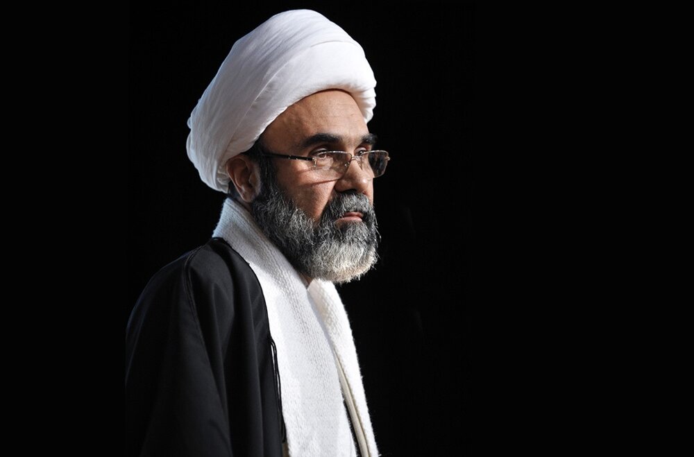 آیت الله محمودی شخصیتی مؤمن و متعهد بود