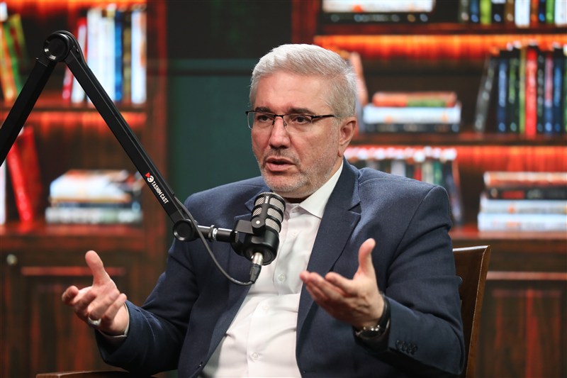 منظور: دولت و مجلس در متورم کردن بودجه اشتراک مساعی دارند