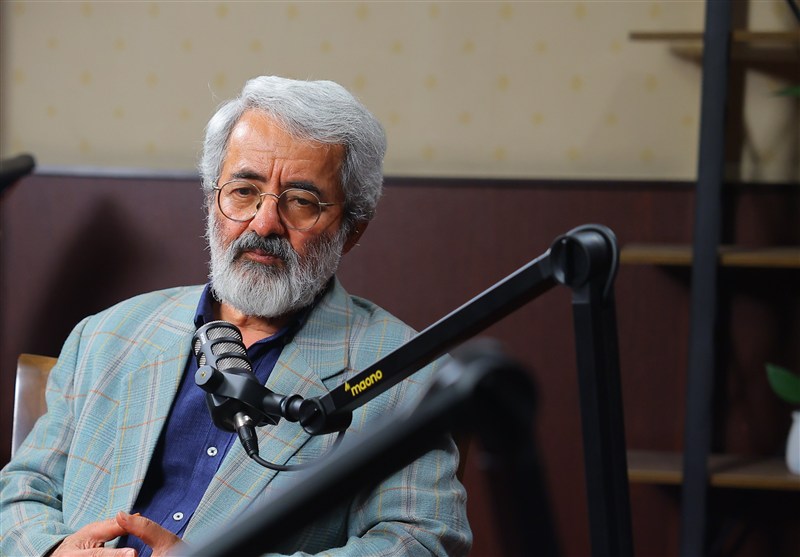 سلیمی‌نمین: هجوم نظامی قدرت ایران را افزایش می‌دهد