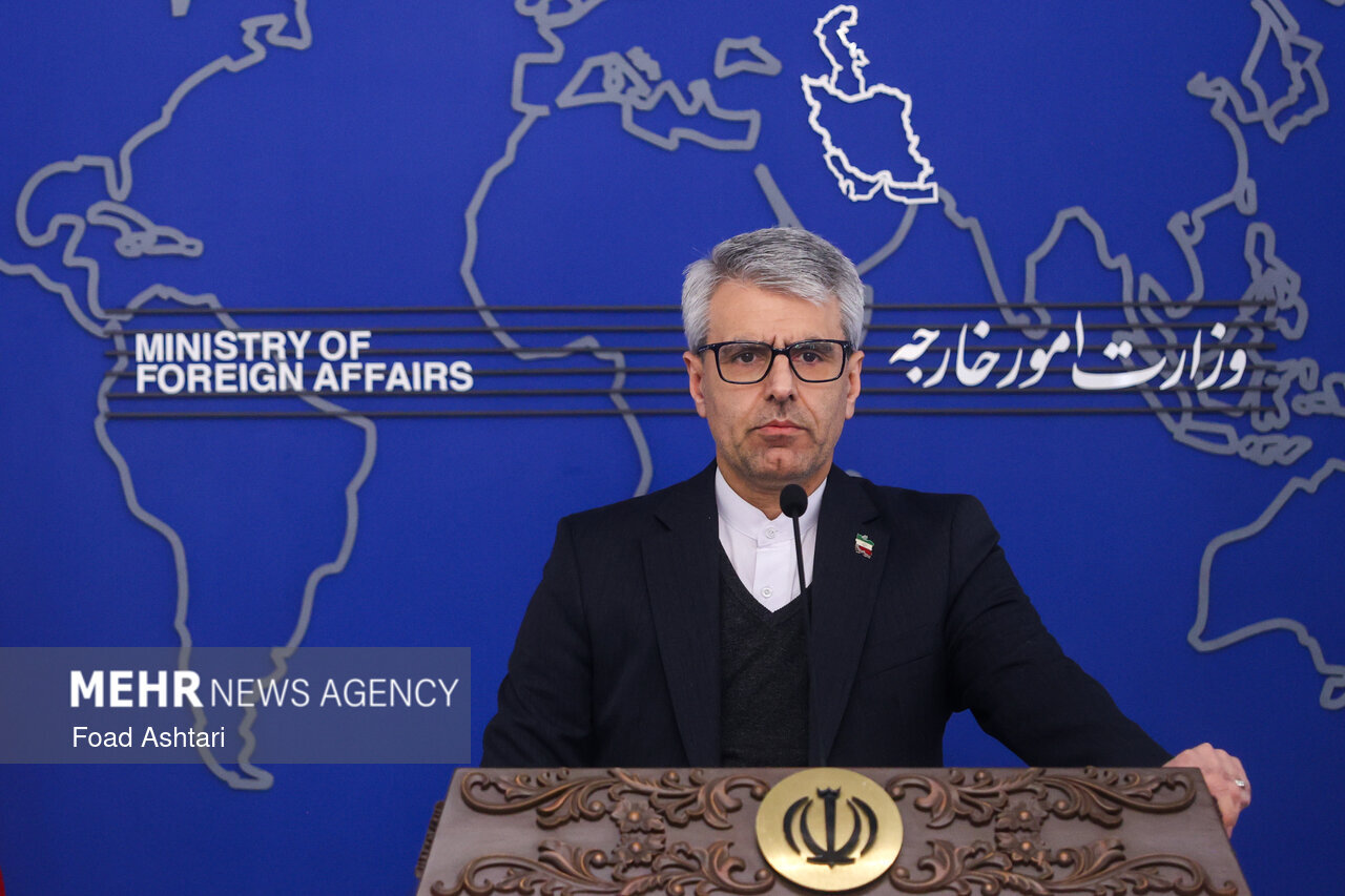 بقائی: تفاهم با عمان به معنای بازگشایی تنگه هرمز نیست