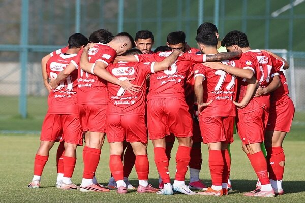 پرسپولیس باید در دربی آرامش داشته باشد/ زمان اشتباه نیست