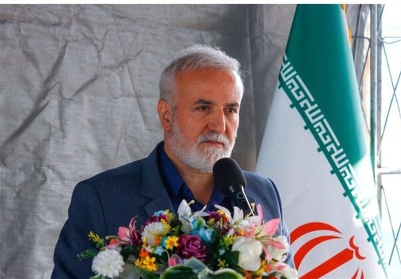 ورود آب به برخی خودروها در بلوار چمران/شیراز در آماده‌باش کامل
