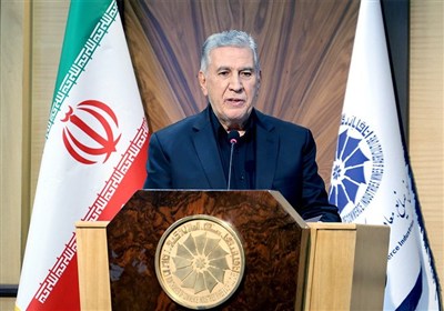65 درصد سرپرستان خانوارِ شاغل،حقوق خود را از بخش خصوصی می گیرند