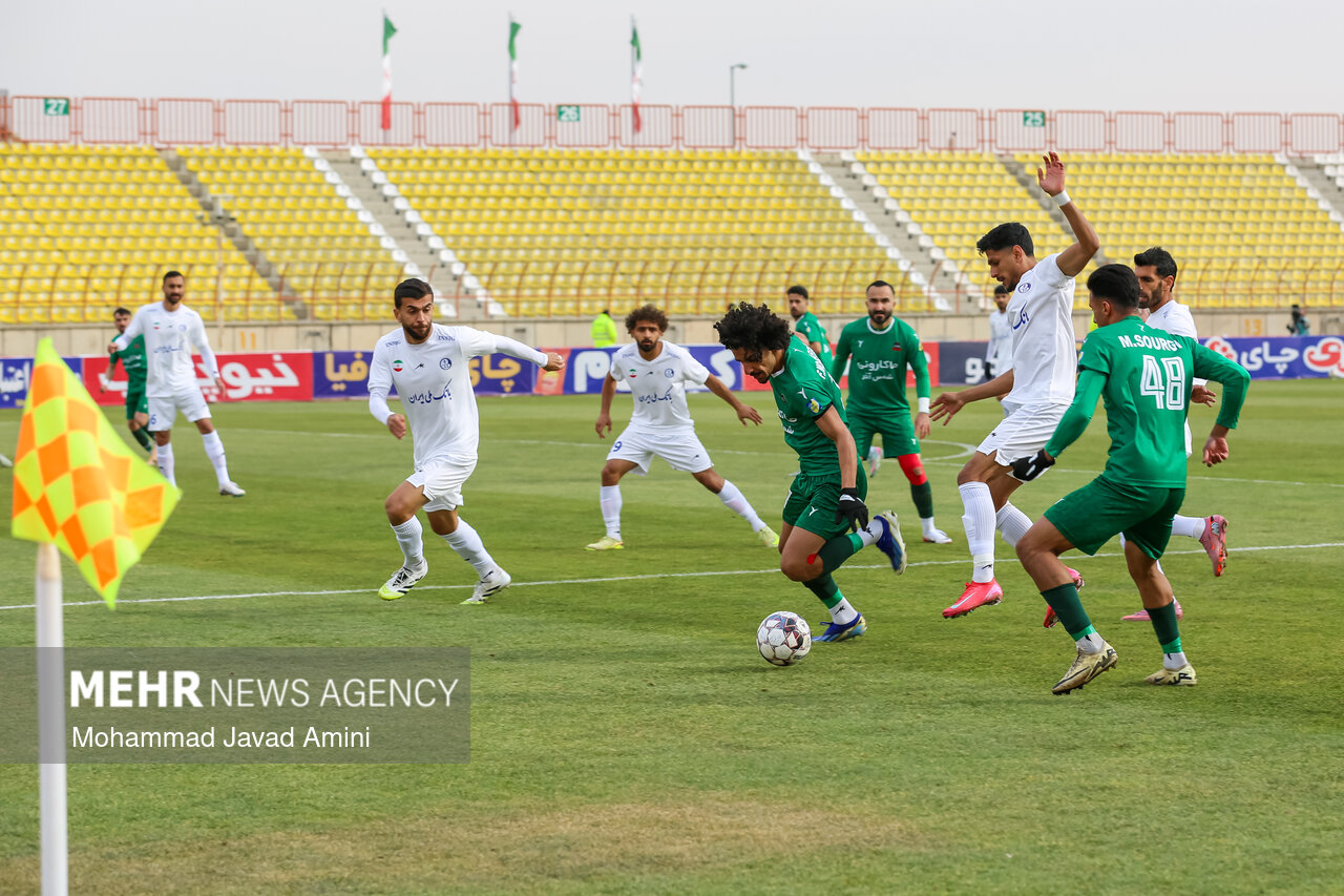 شمس آذر برنده بازی حساس شد/ آلومینیوم باز هم شکست خورد