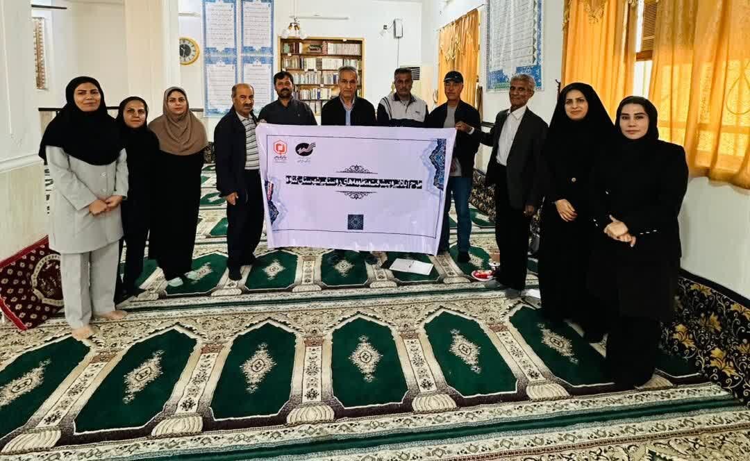 دوره آموزشی «اصلاح خاک و تغذیه در باغ‌های خرما» در گناوه برگزار شد
