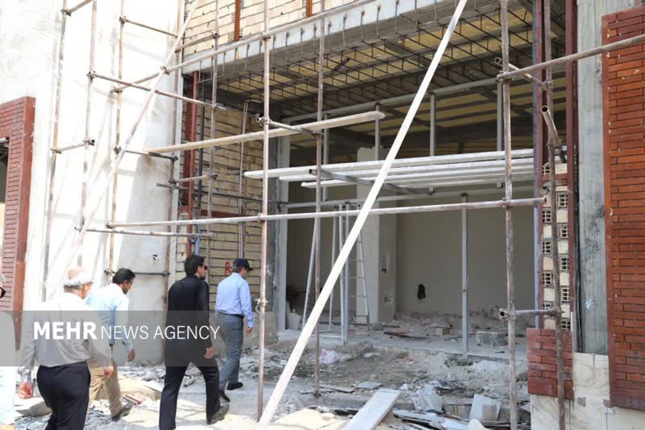 ۲ کتابخانه در شهرستان دیر به ایستگاه پایانی ساخت رسیدند