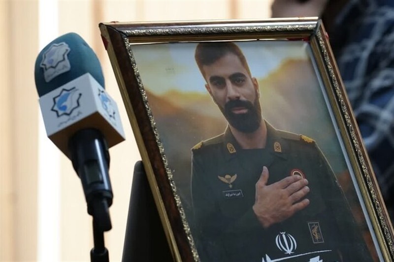 دفاع از پایان‌نامه پاسدار شهید «امیررضا شیراوند» محافظ بیت رهبری