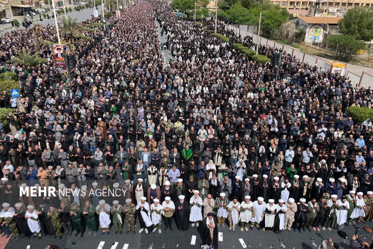تصاویر هوایی از نماز جمعه تاریخی اهواز