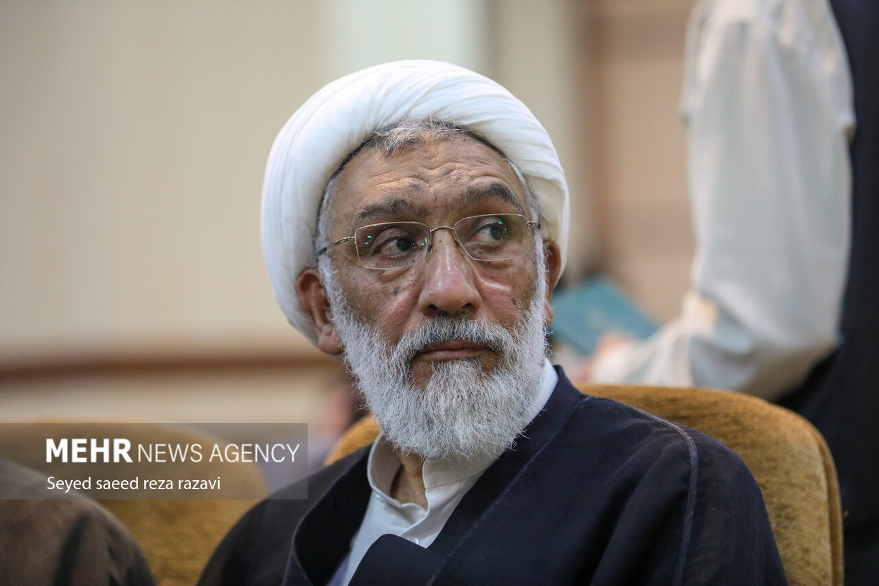 پورمحمدی:خوشحالیم اهرم تنگه هرمز را در اختیار گرفتیم