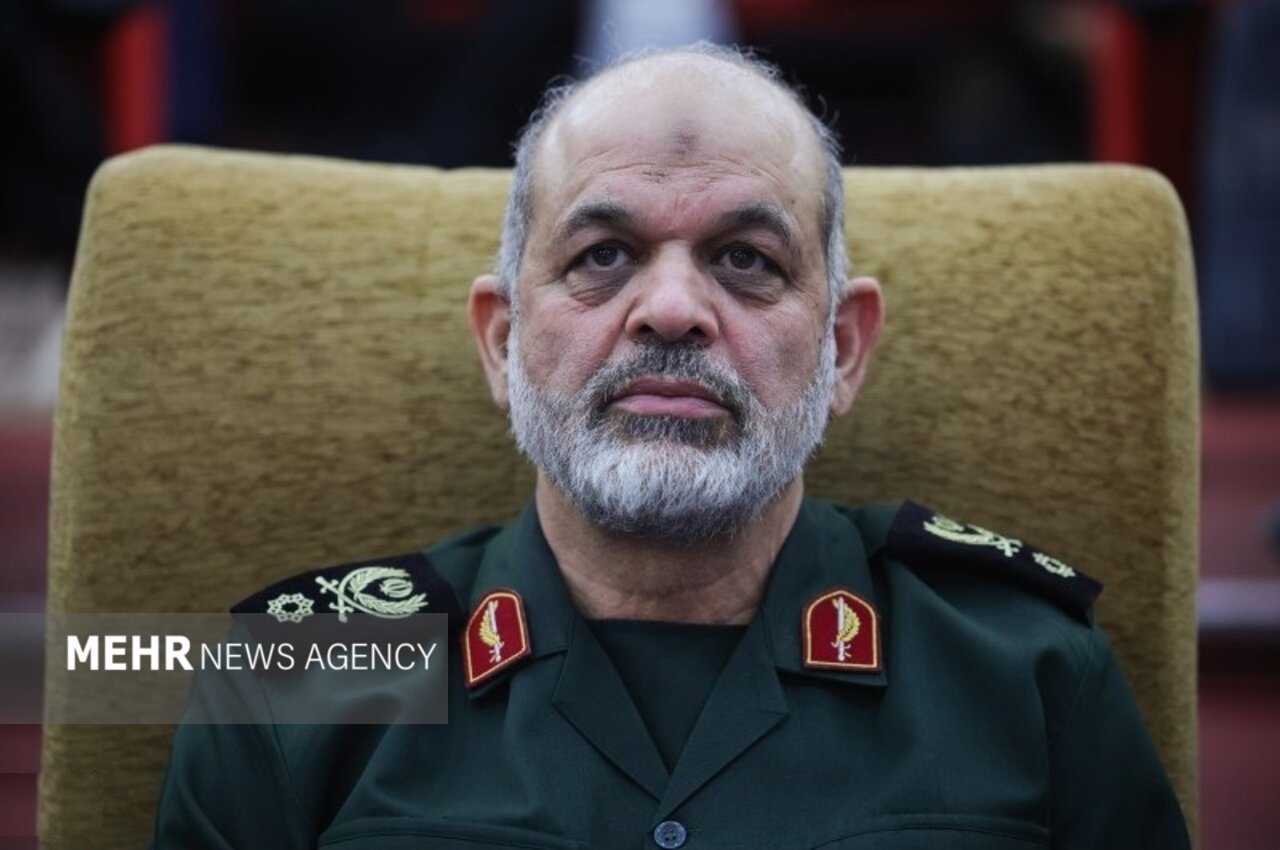 سردار احمد وحیدی به سمت فرمانده کل سپاه پاسداران منصوب شد