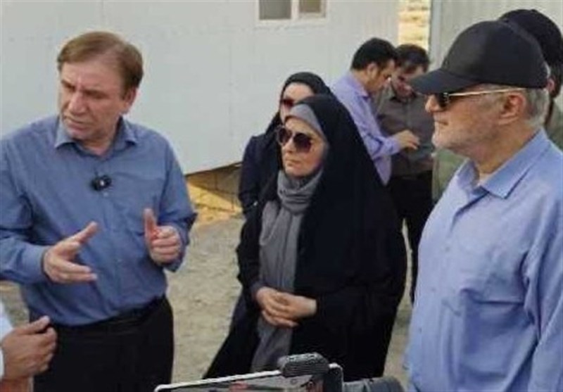 وزیر راه و شهرسازی در بوشهر: بنادر خط مقدم جبهه اقتصادی هستند
