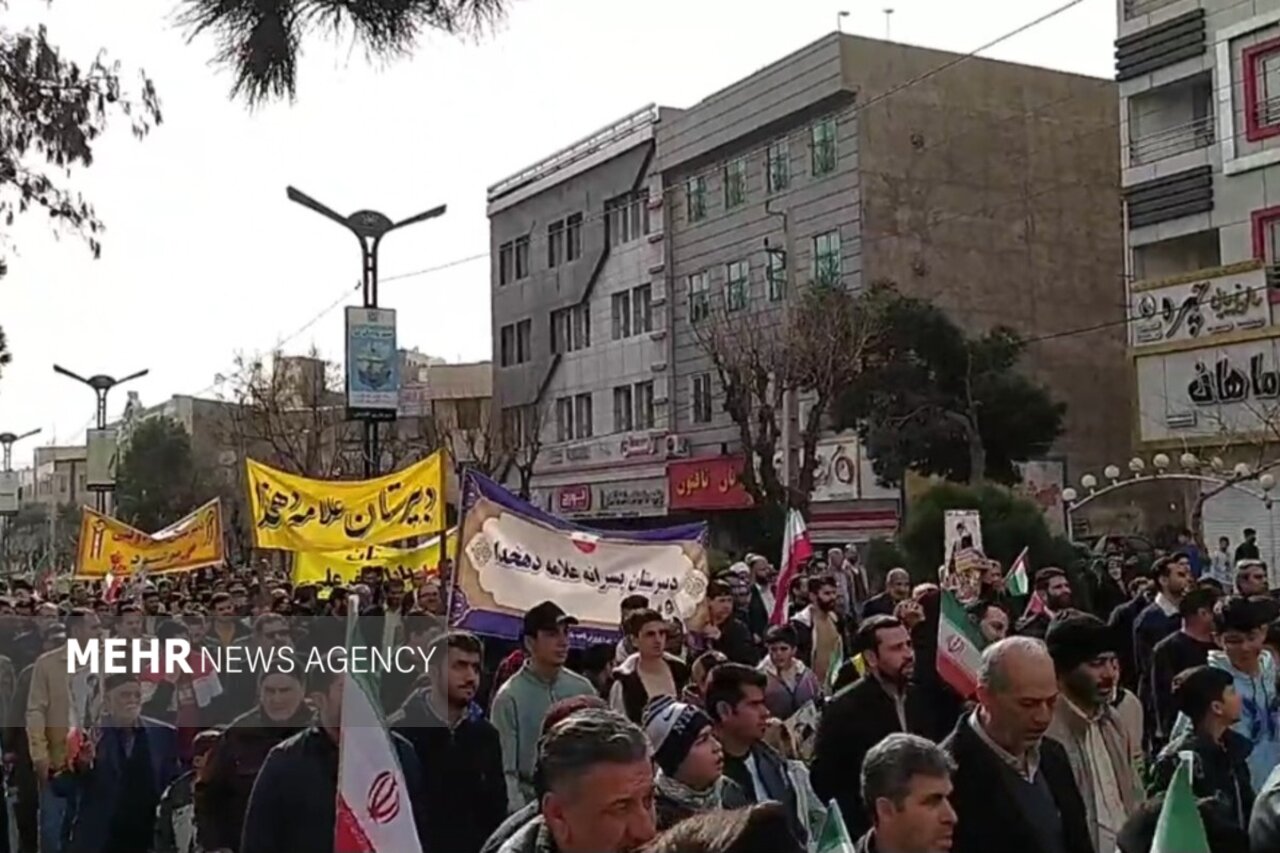 گلستان در ۲۲ بهمن یکصدا شد؛ نمایش وحدت و وفاداری به آرمان‌های انقلاب