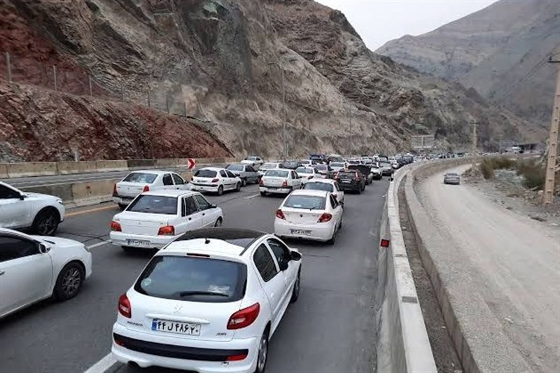 ترافیک پرحجم در محورهای هراز، کندوان و سوادکوه